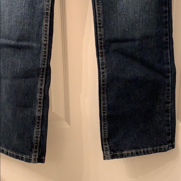 Jeans - Picture 2 of 3